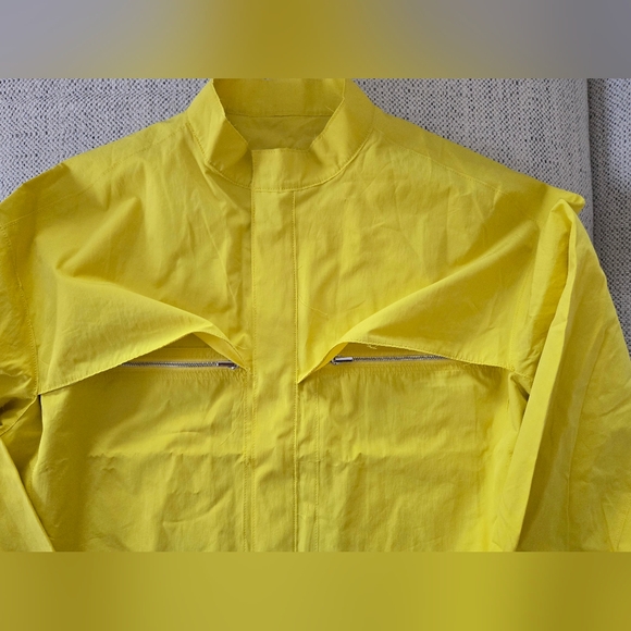 NWT NIKE × EVERY STITCH CONSIDERED Bright Yellow Raw-Cut Jacket Size:M ITALY - Picture 4 of 16